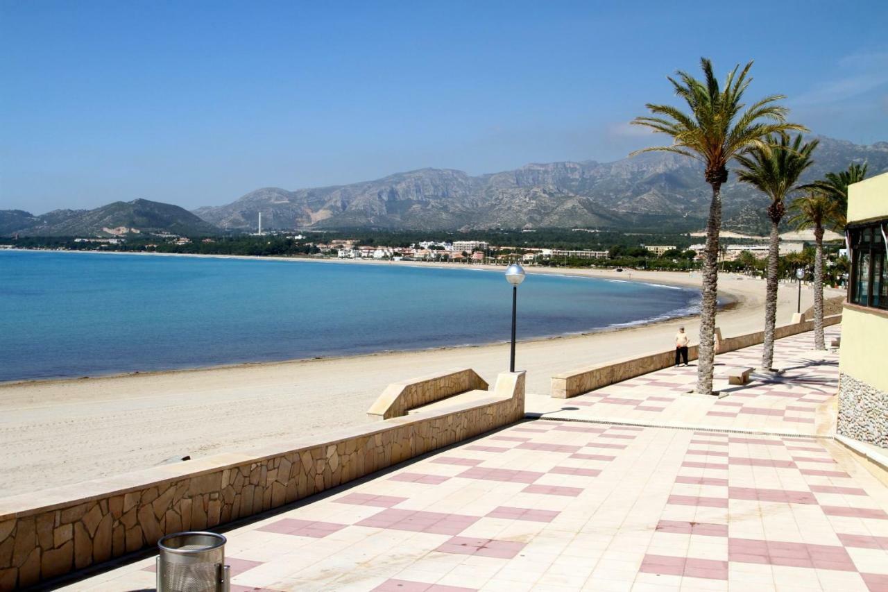 Casa Alegria Villa Calafat Exterior photo